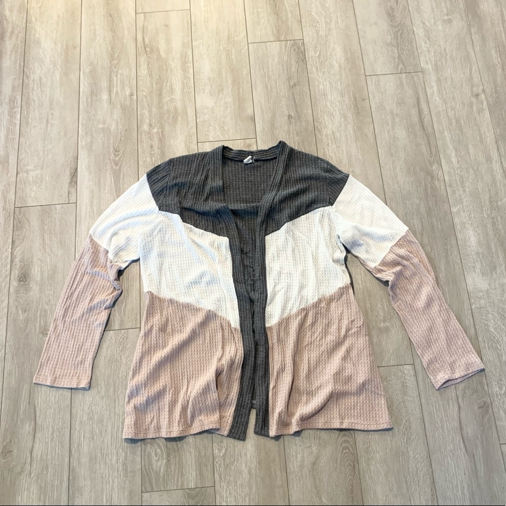 NWOT- Color block cardigan